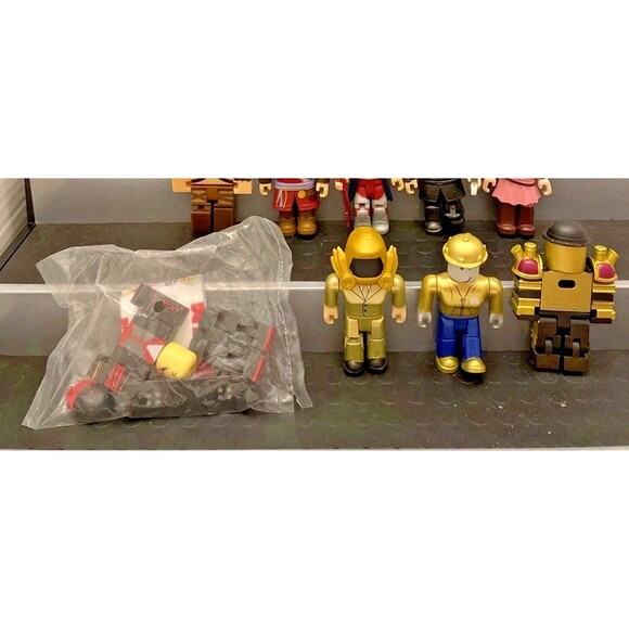 R0BL0X Toys Action Mini Figures Lot of 14 Mixed Series Gold, World Zero, 1 New - Picture 4 of 15